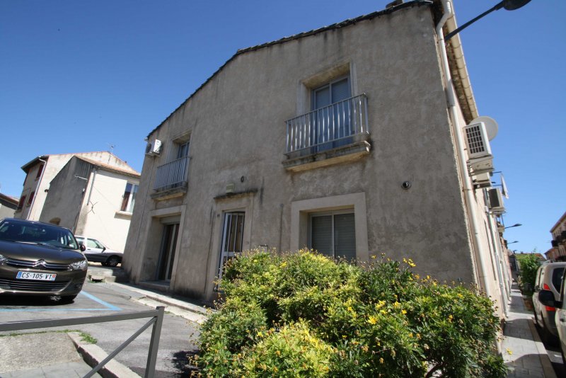 Rénovation globale d'un local professionnel vendu VILLENEUVE LES MAGUELONE Centre
